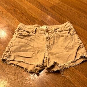 Mauvish pink denim shorts size 6